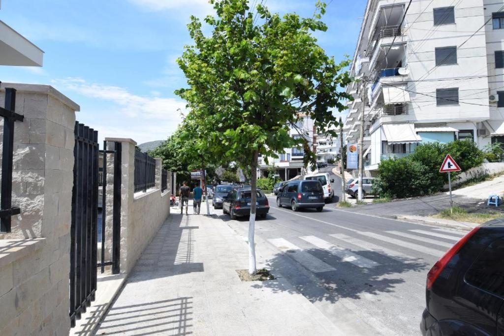 Mamani Apartments Saranda Bagian luar foto