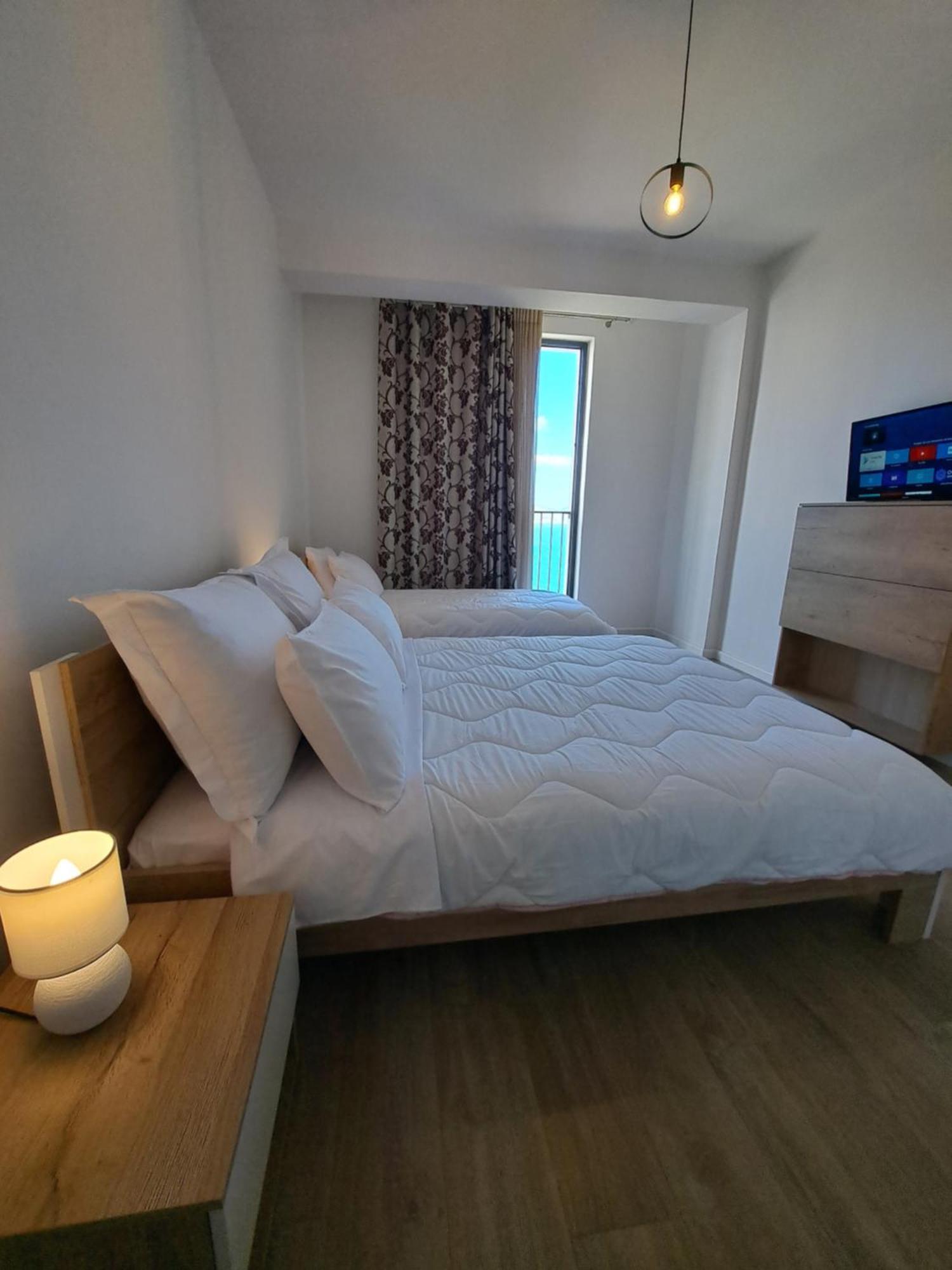 Mamani Apartments Saranda Bagian luar foto
